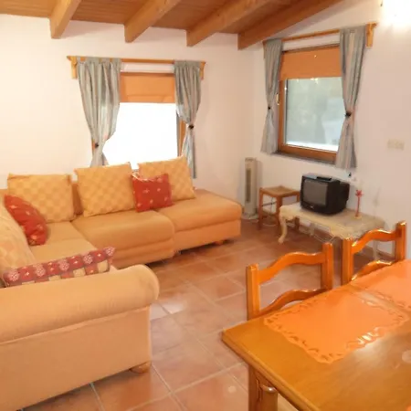 Horta Velha / Monte Alegre Gasthof