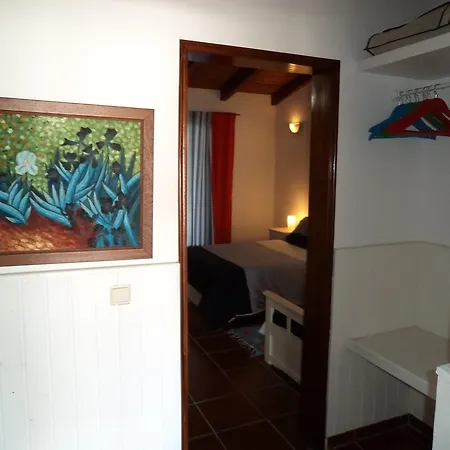 Horta Velha / Monte Alegre Vendégház *